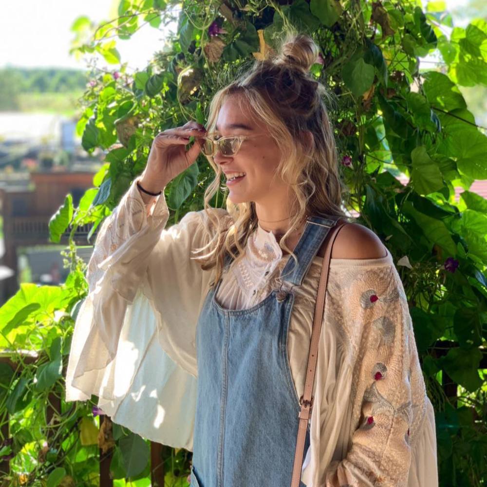 Meet your Posher, Lauren